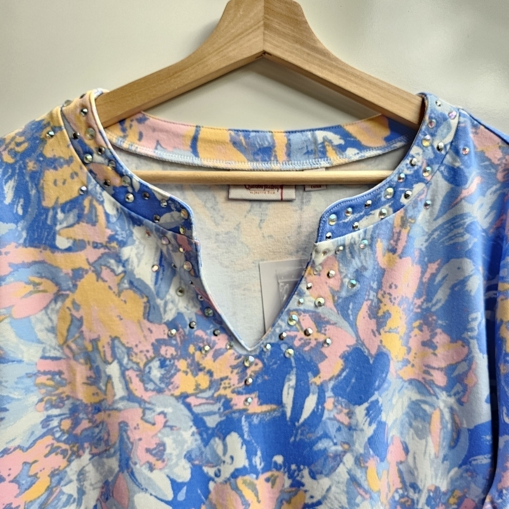 Quacker Factory by Jeanne Bice Blue Floral Rhinestone Split V-Neck Tunic Top, 2x - Picture 3 of 15